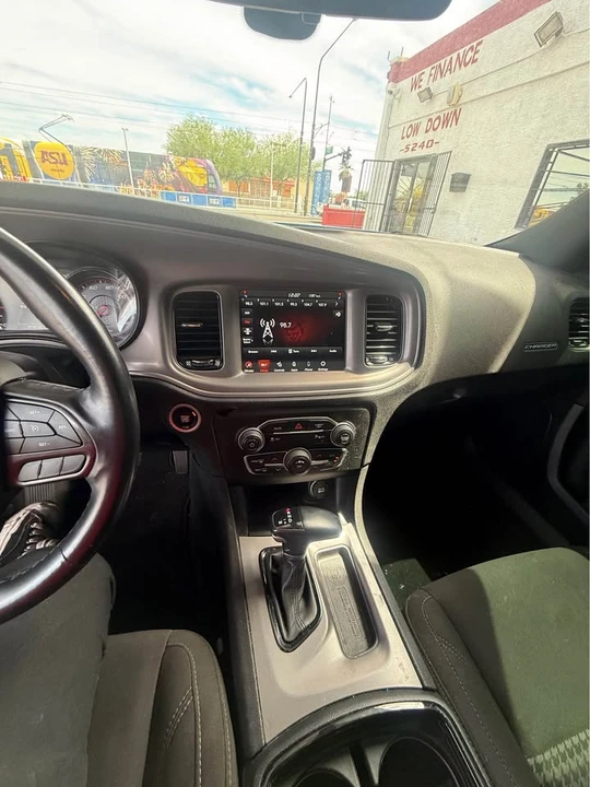 2016 Dodge Charger 7th Gen - Image 10 of 11
