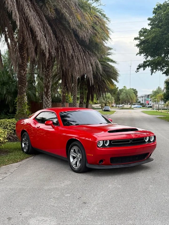 2016 Dodge Challenger 3rd Gen - Image 3 of 7