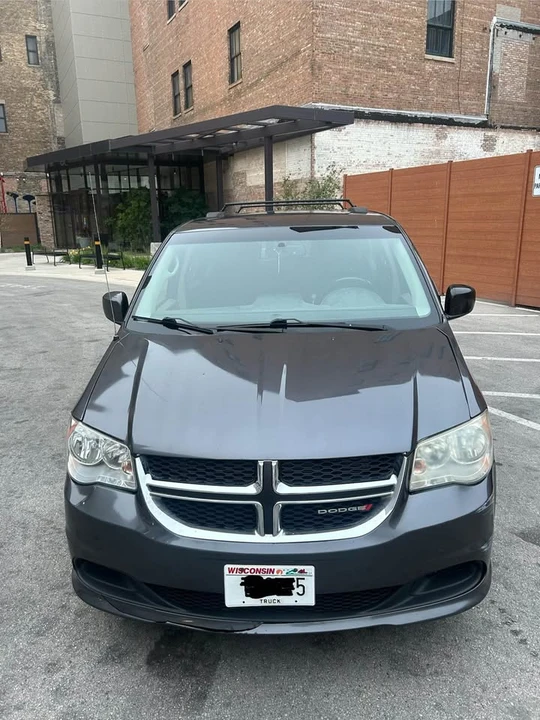 2016 Dodge Caravan - Image 4 of 5