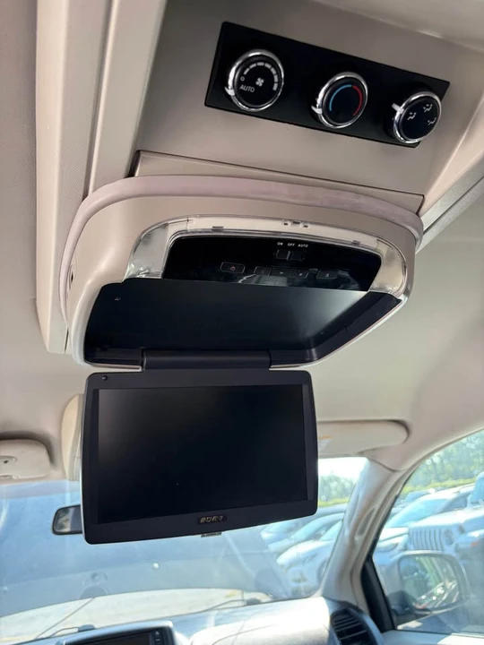 2016 Dodge Caravan - Image 7 of 8