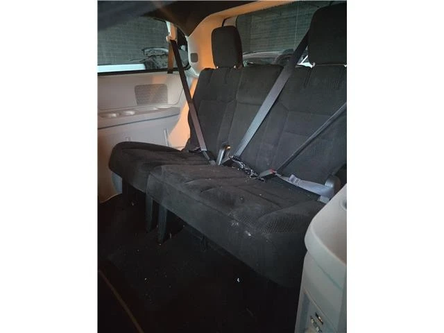 2016 Dodge Caravan - Image 5 of 11