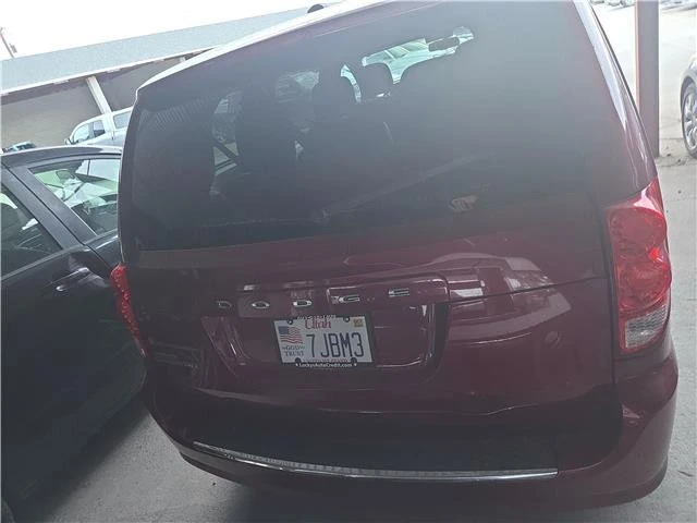 2016 Dodge Caravan - Image 4 of 11