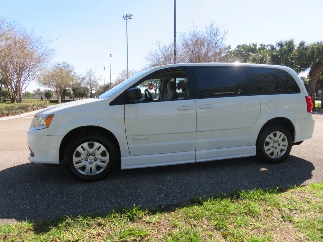 2016 Dodge Caravan - Image 11 of 12