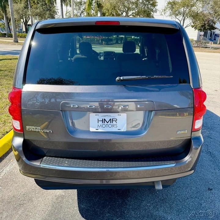 2016 Dodge Caravan - Image 12 of 21
