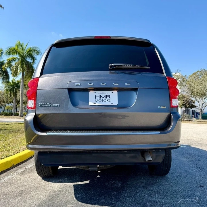 2016 Dodge Caravan - Image 13 of 21