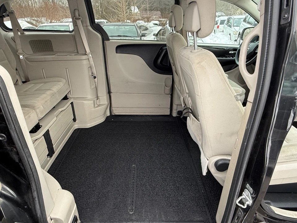 2016 Dodge Caravan - Image 15 of 20