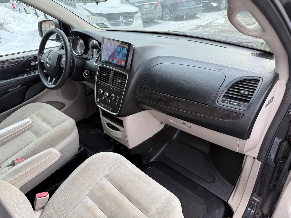 2016 Dodge Caravan - Image 10 of 20