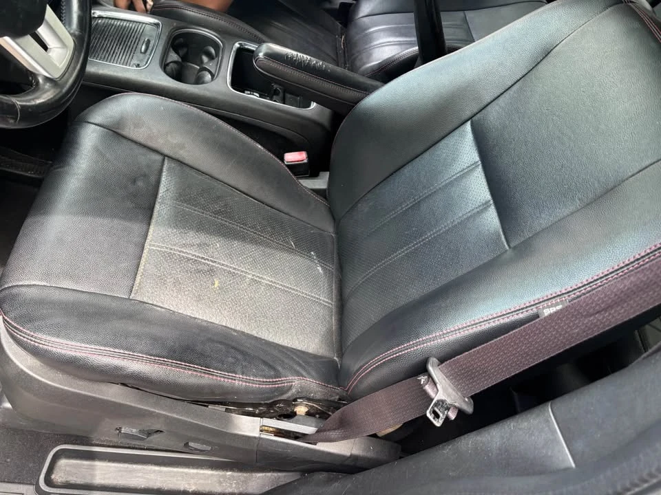 2016 Dodge Caravan - Image 2 of 4