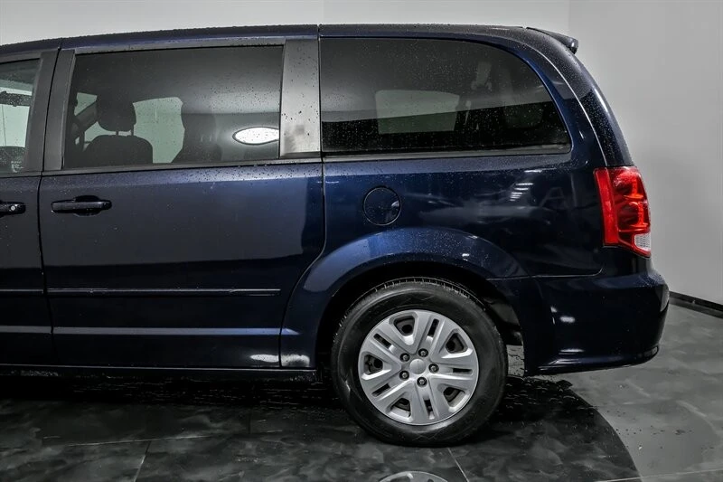 2016 Dodge Caravan - Image 7 of 21