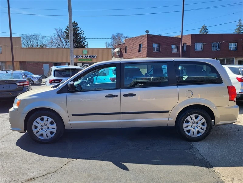 2016 Dodge Caravan - Image 4 of 13
