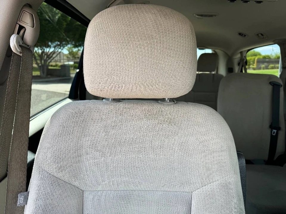 2016 Dodge Caravan - Image 7 of 16