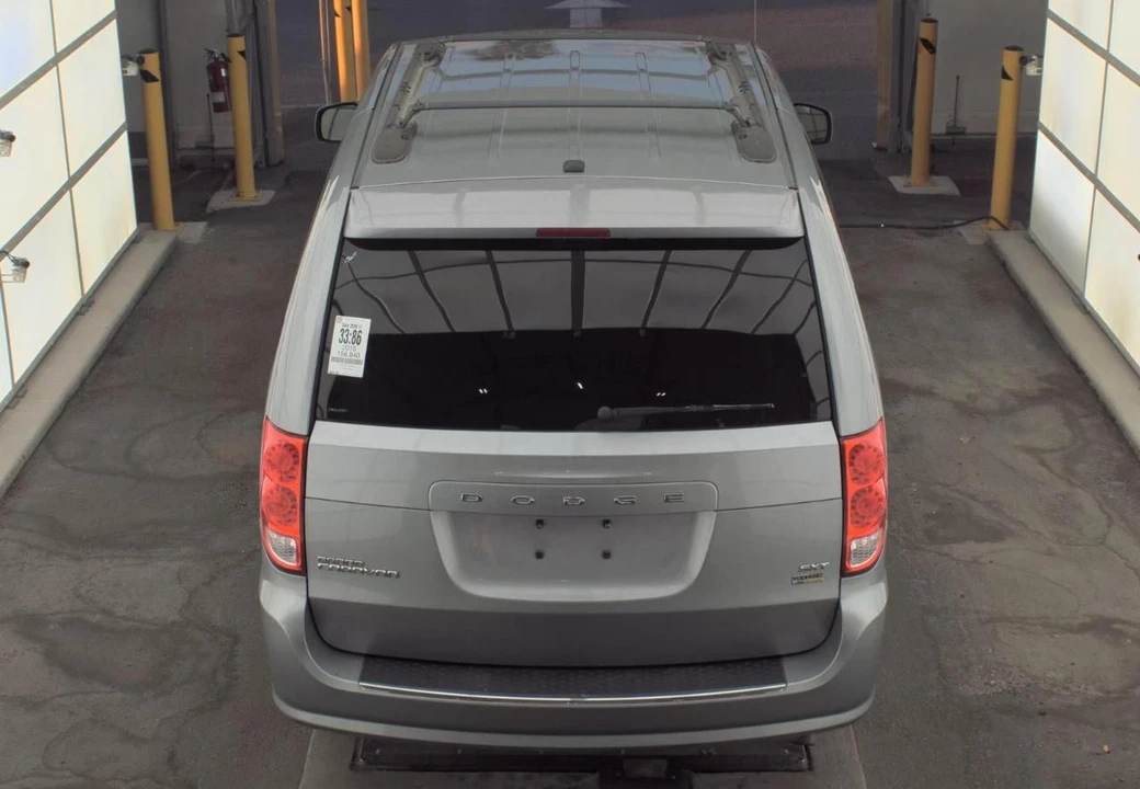 2016 Dodge Caravan - Image 3 of 12
