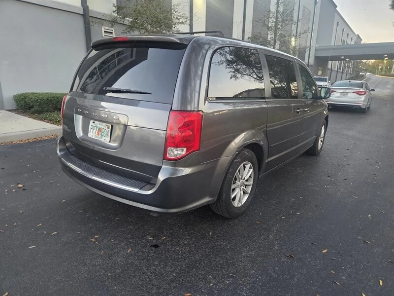 2016 Dodge Caravan - Image 7 of 16