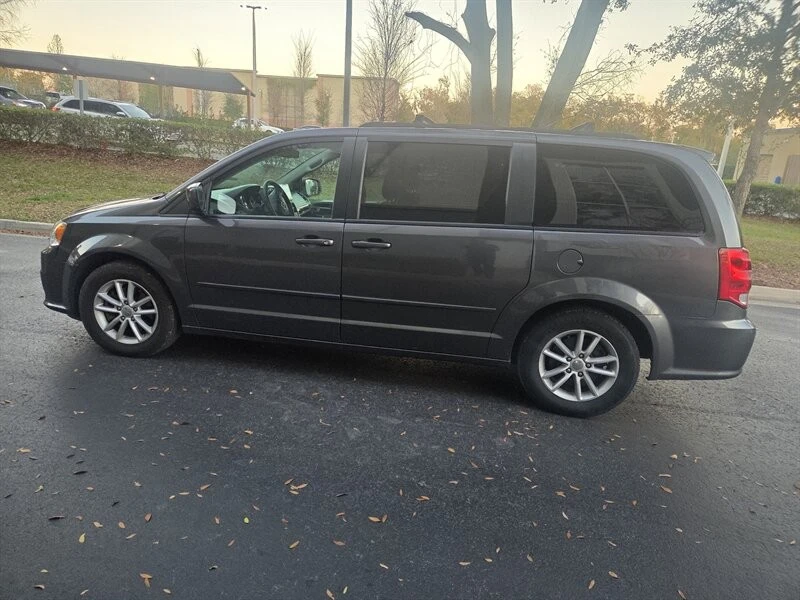 2016 Dodge Caravan - Image 4 of 16