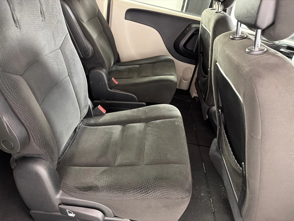 2016 Dodge Caravan - Image 20 of 21