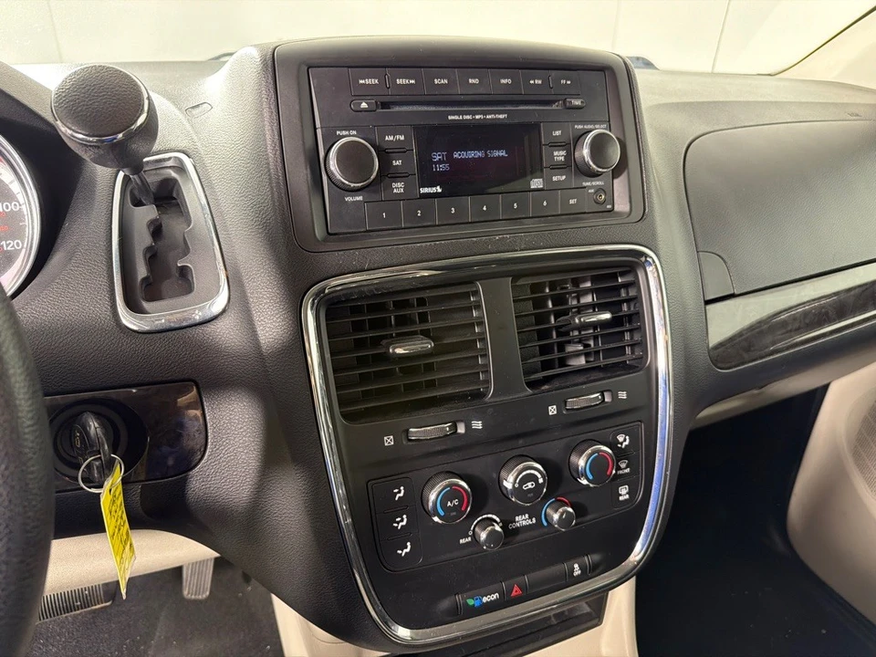 2016 Dodge Caravan - Image 15 of 21