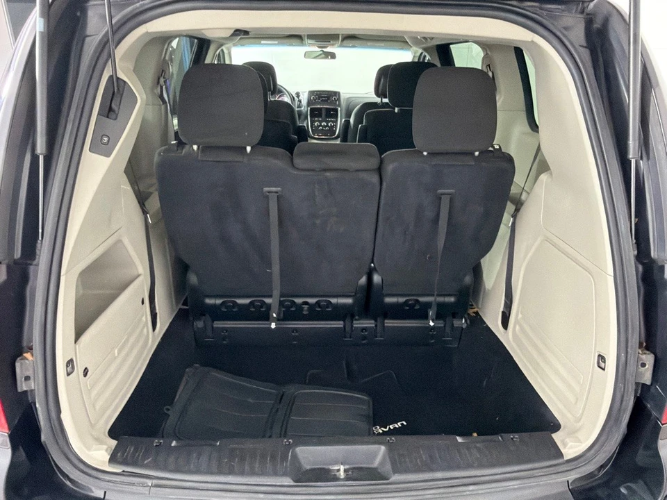 2016 Dodge Caravan - Image 19 of 21