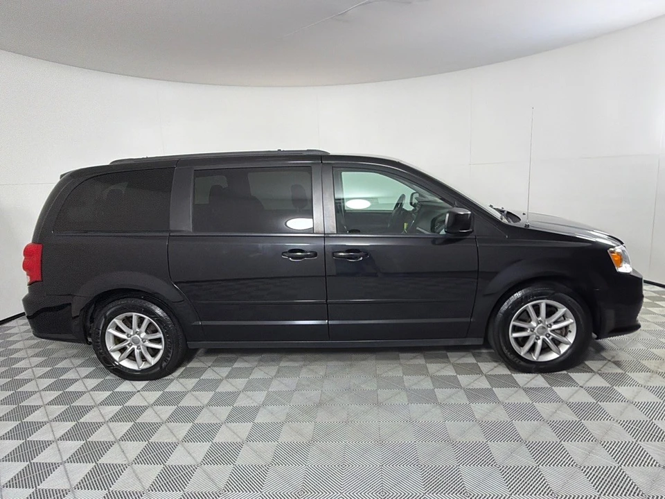 2016 Dodge Caravan - Image 4 of 21