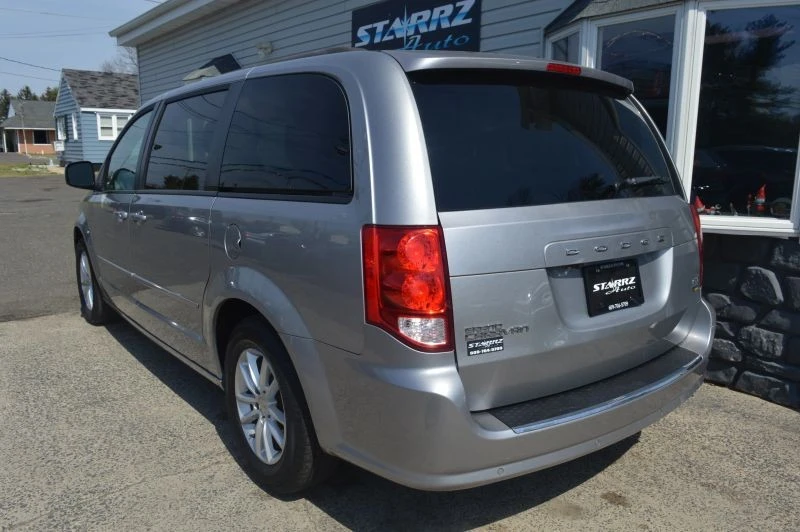 2016 Dodge Caravan - Image 3 of 12