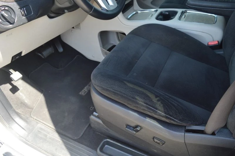 2016 Dodge Caravan - Image 11 of 12