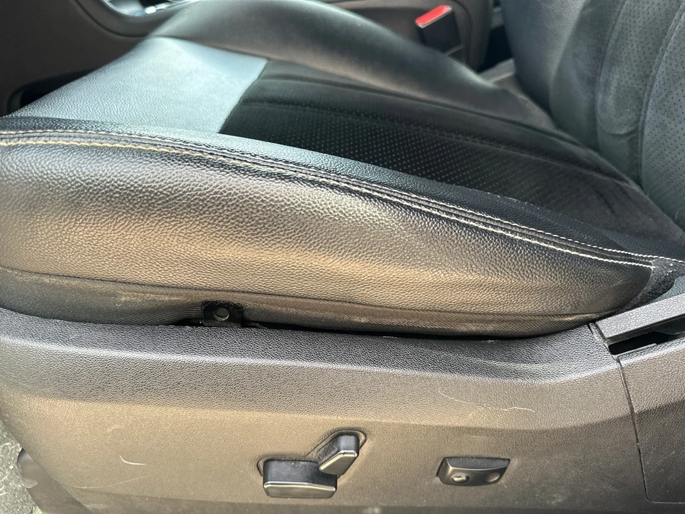 2016 Dodge Caravan - Image 13 of 21