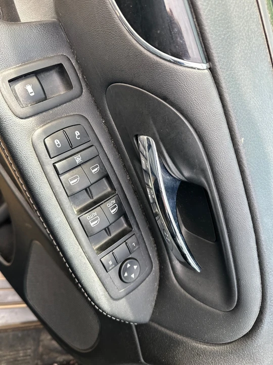 2016 Dodge Caravan - Image 12 of 12