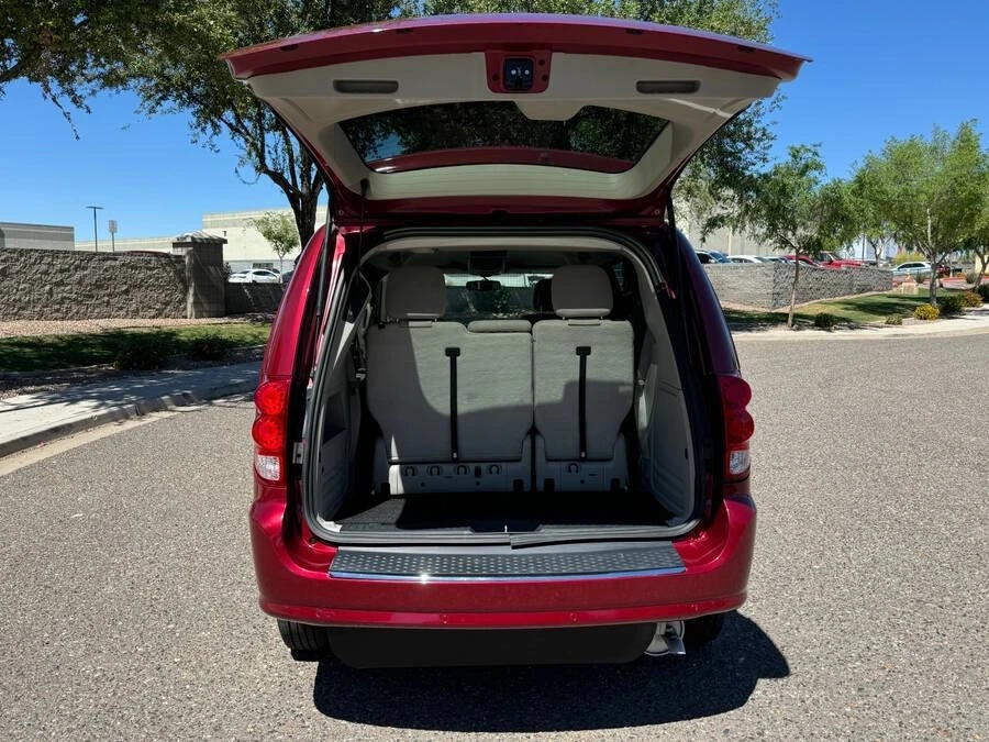 2016 Dodge Caravan - Image 15 of 15