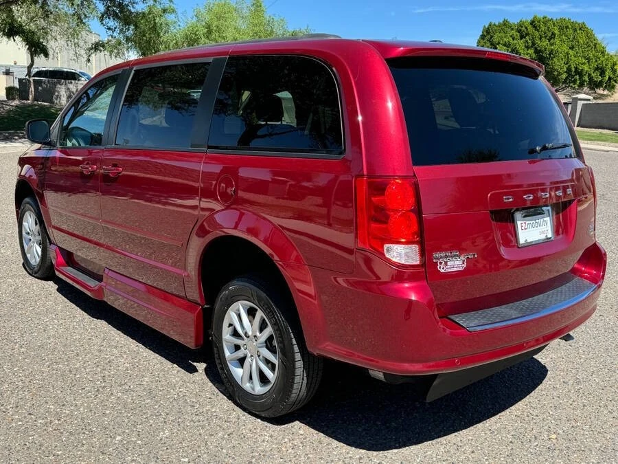 2016 Dodge Caravan - Image 12 of 15
