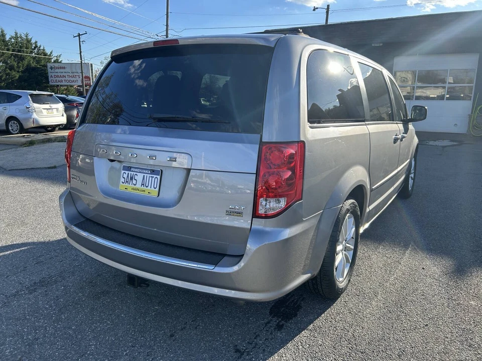2016 Dodge Caravan - Image 5 of 21