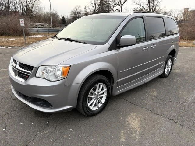 2016 Dodge Caravan - Image 12 of 12