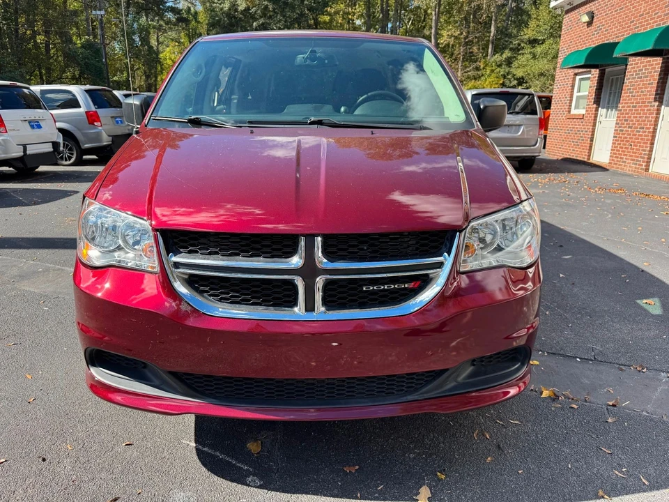 2016 Dodge Caravan - Image 7 of 12