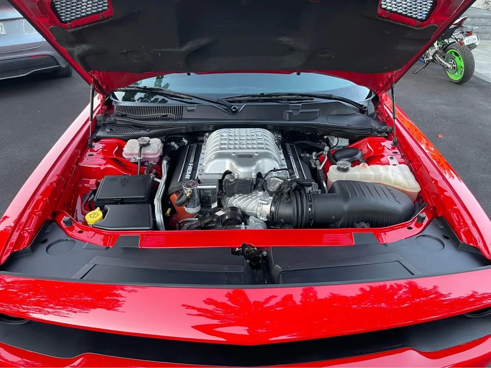 2016 Dodge Challenger SRT Hellcat 3rd Gen - Image 5 of 7