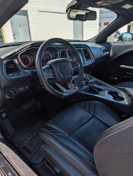 2016 Dodge Challenger SRT Hellcat 3rd Gen - Image 18 of 19