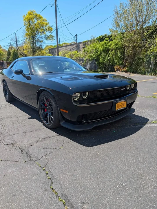 2016 Dodge Challenger SRT Hellcat 3rd Gen - Image 10 of 19