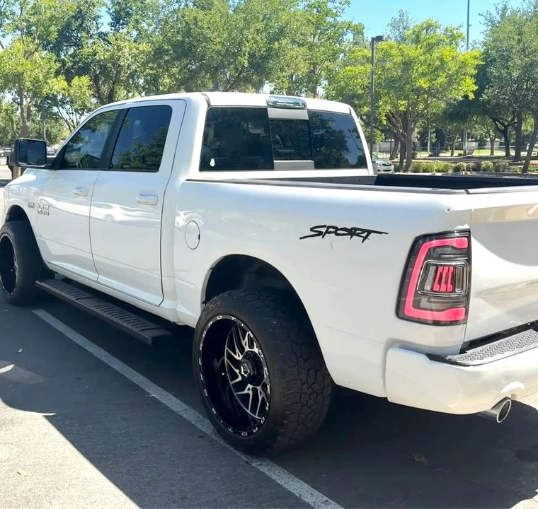 2016 Ram 1500 1st Gen - Image 5 of 8