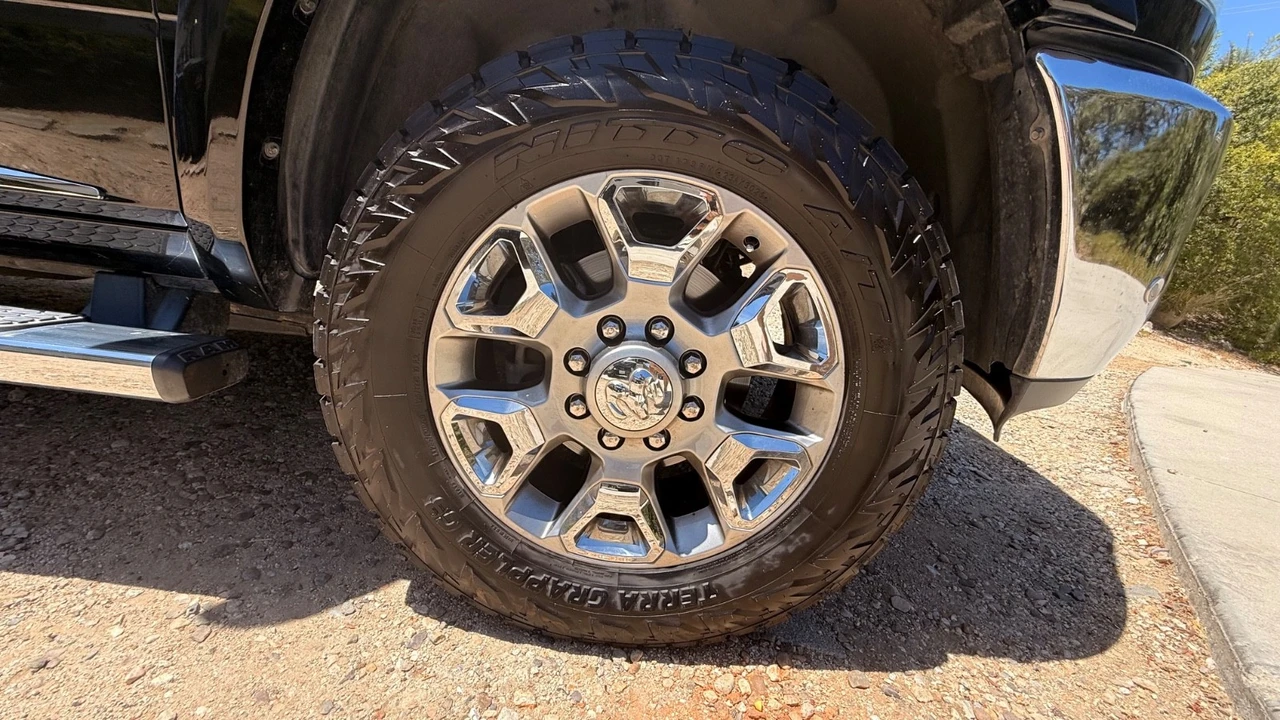 2016 Ram Heavy Duty - Image 18 of 24