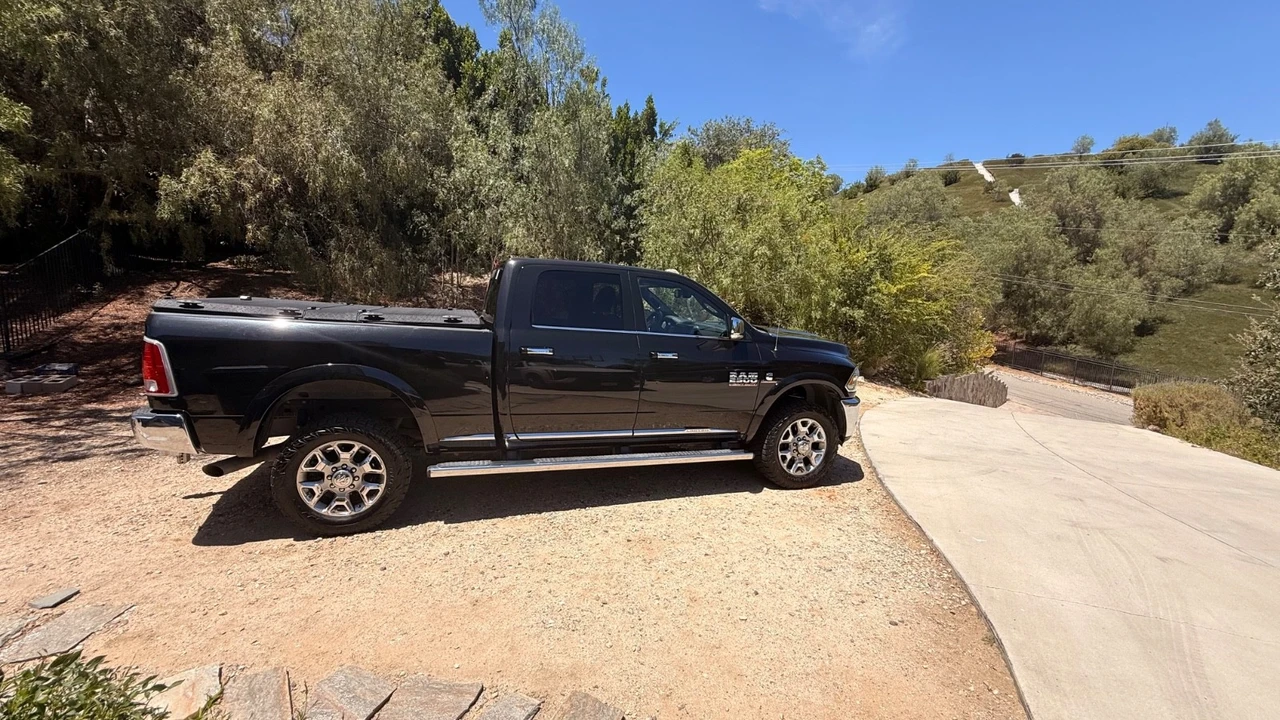2016 Ram Heavy Duty - Image 16 of 24