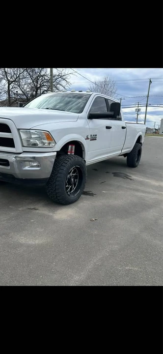 2016 Ram Heavy Duty - Image 2 of 7