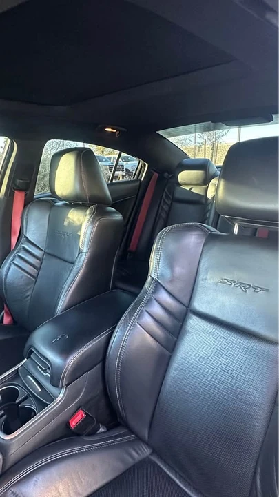 2016 Dodge Charger SRT & 392 7th Gen - Image 4 of 8
