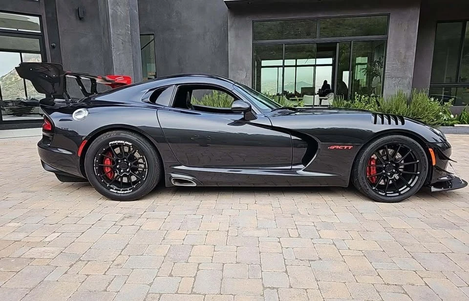 2016 Dodge Viper 5th Gen - Image 17 of 20