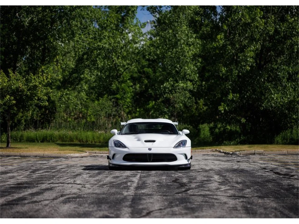 2016 Dodge Viper 5th Gen - Image 3 of 31