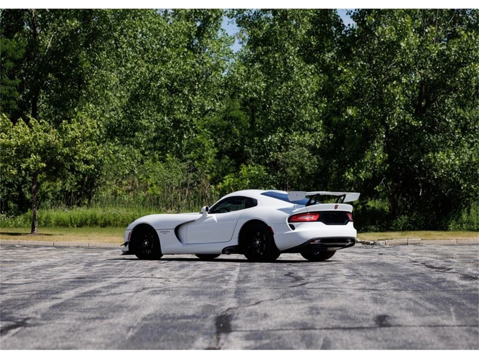 2016 Dodge Viper 5th Gen - Image 15 of 31