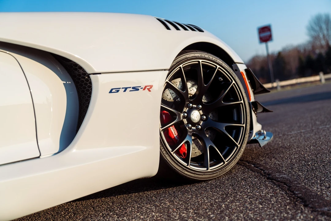 2016 Dodge Viper ACR 5th Gen - Image 9 of 26