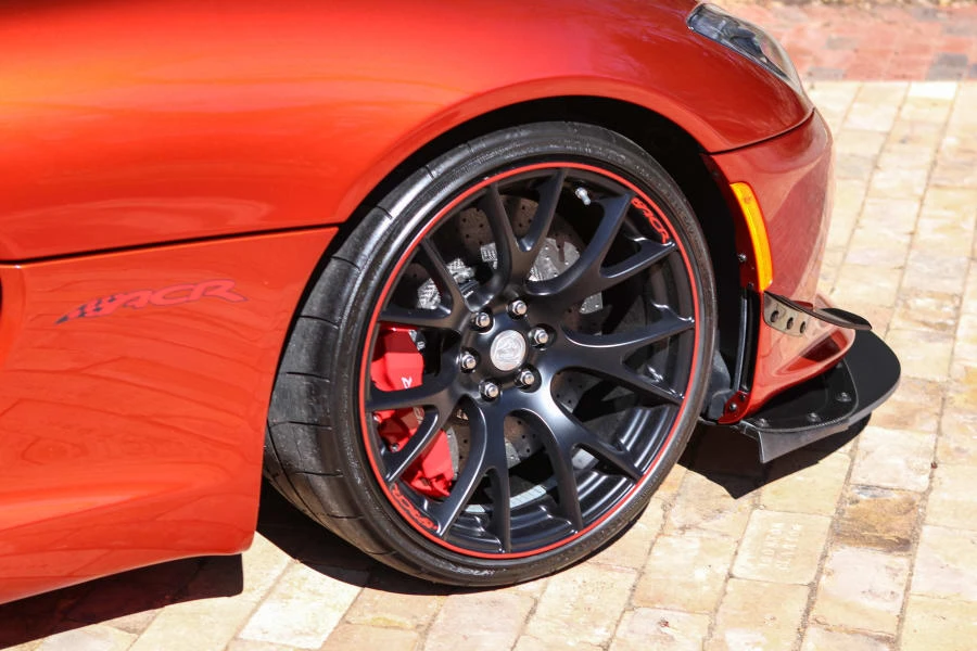 2016 Dodge Viper ACR 5th Gen - Image 21 of 31