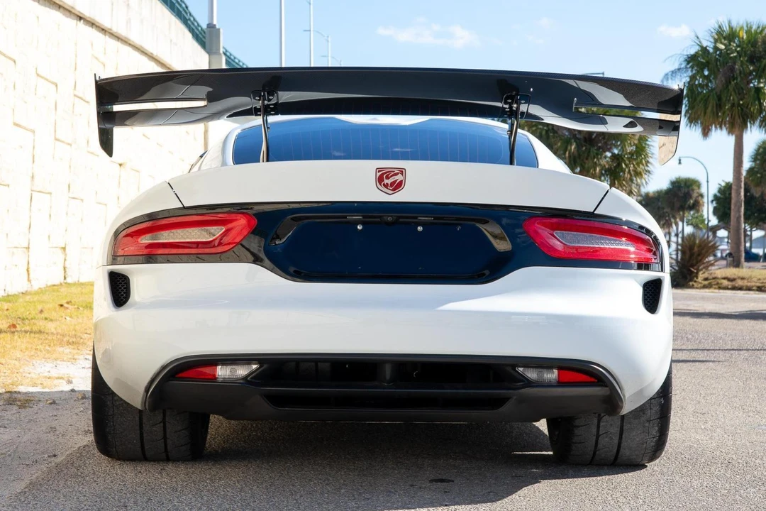 2016 Dodge Viper ACR 5th Gen - Image 5 of 31