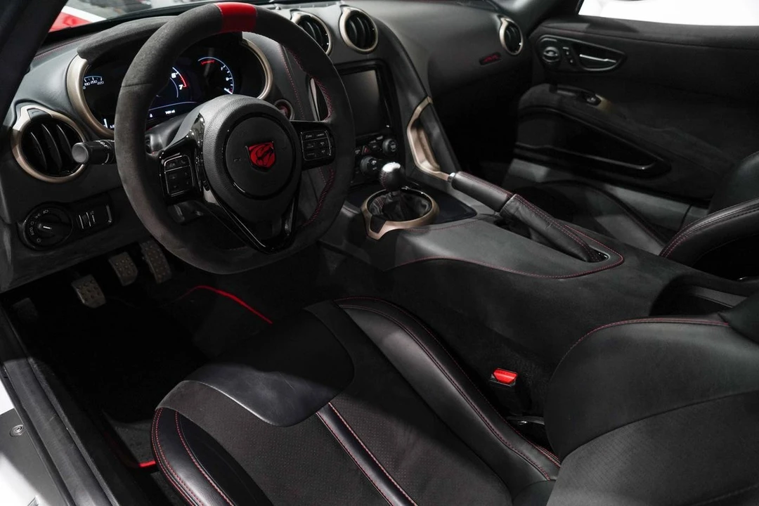 2016 Dodge Viper ACR 5th Gen - Image 2 of 21