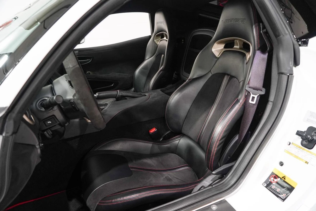 2016 Dodge Viper ACR 5th Gen - Image 9 of 21