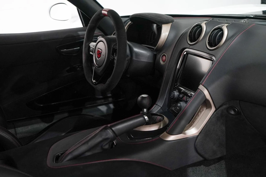 2016 Dodge Viper ACR 5th Gen - Image 15 of 21