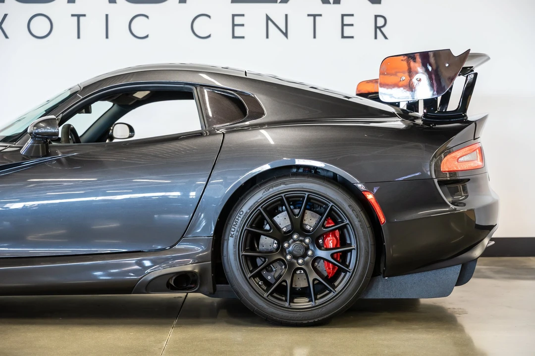 2016 Dodge Viper ACR 5th Gen - Image 15 of 31