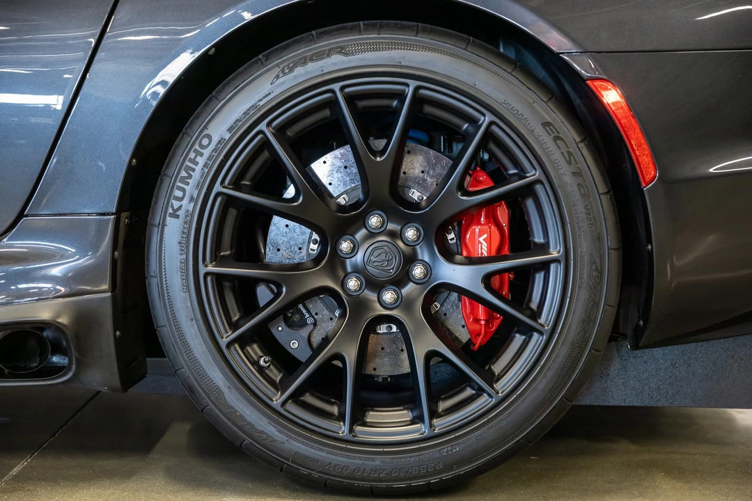 2016 Dodge Viper ACR 5th Gen - Image 16 of 31